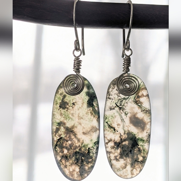 Sterling Silver Earrings Earthy Green Moss Agate Gems Bohemian Spiral Details - Picture 5 of 15